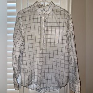 Men’s American Eagle Casual Button Down - Medium